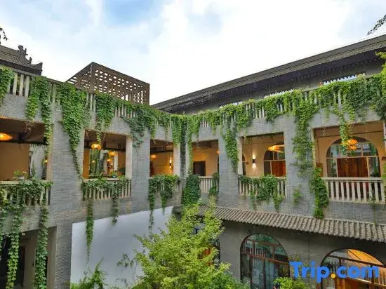 Golden Yan’an Danyun  Hotel — фото 3