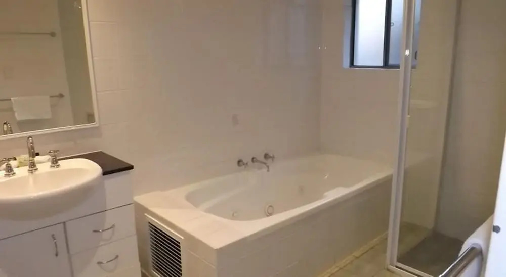 2 Bedrooms Apartment with balcony