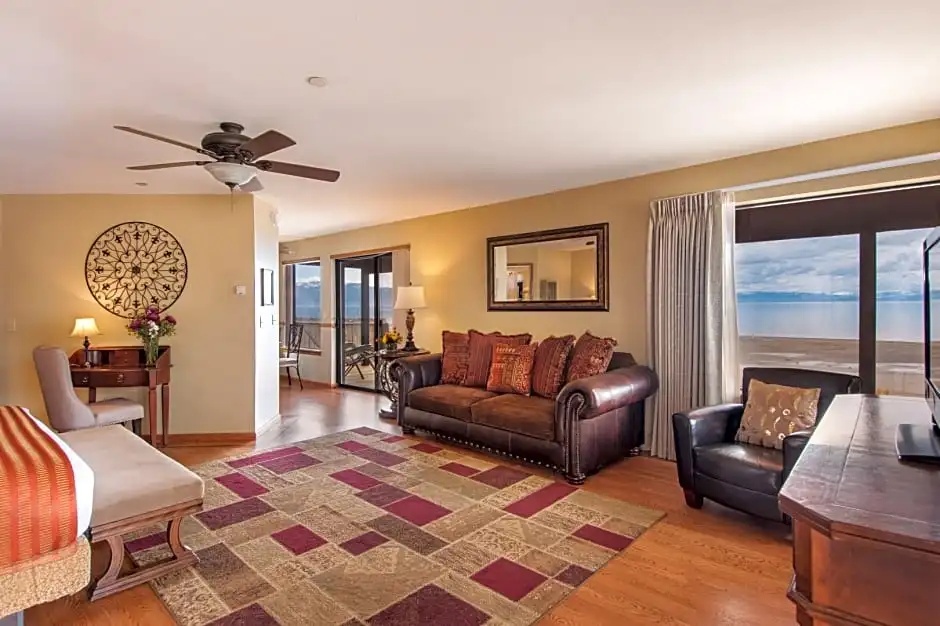 Mourelatos Lakeshore Resort - Chambres