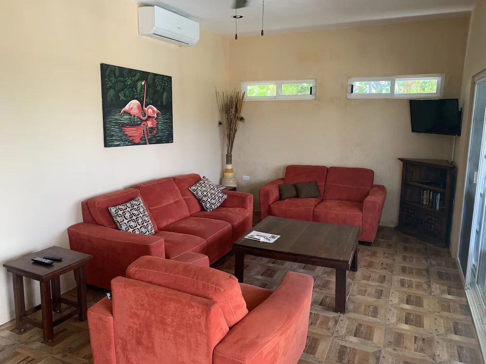 1 Bedroom Luxury Apartment with pool view