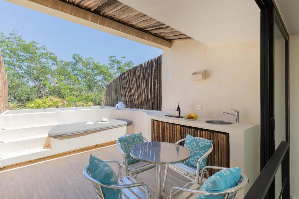 2BR Bungaloos PH | Private Pool | Gated Community Security 24/7 | Concierge