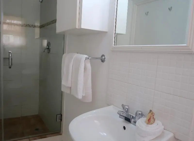 1 Bedroom Apartment with balcony