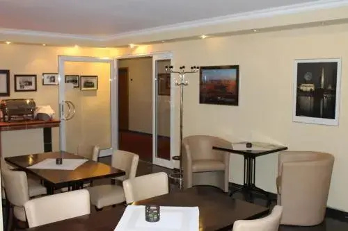 Hotel America - Général