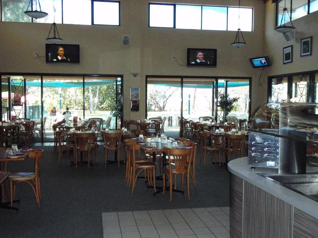 Bushland Beach Tavern - Général