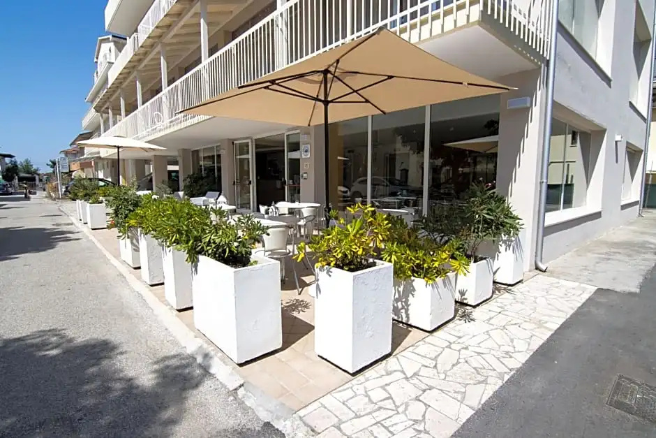 Hotel photo 18