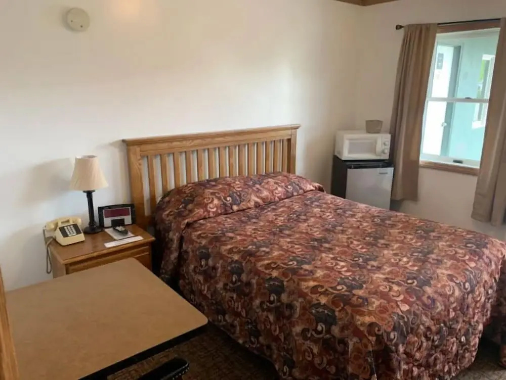 Economy room