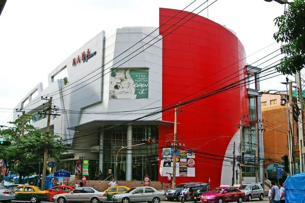 Отель The Ostel Hostel Bangkok в Бангкоке
