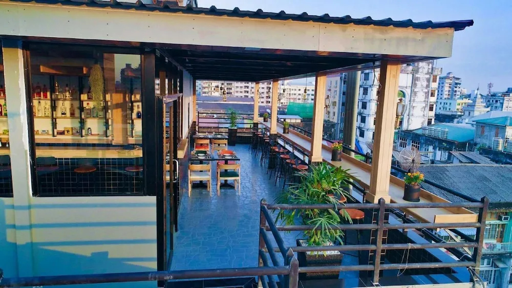 Hotel photo 11
