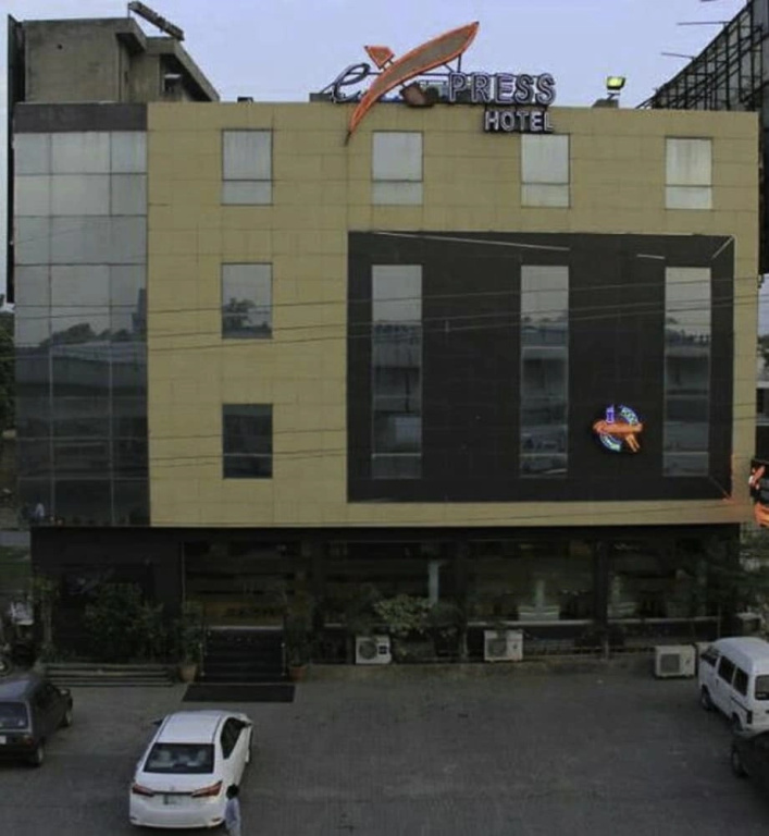 Hotel photo 1