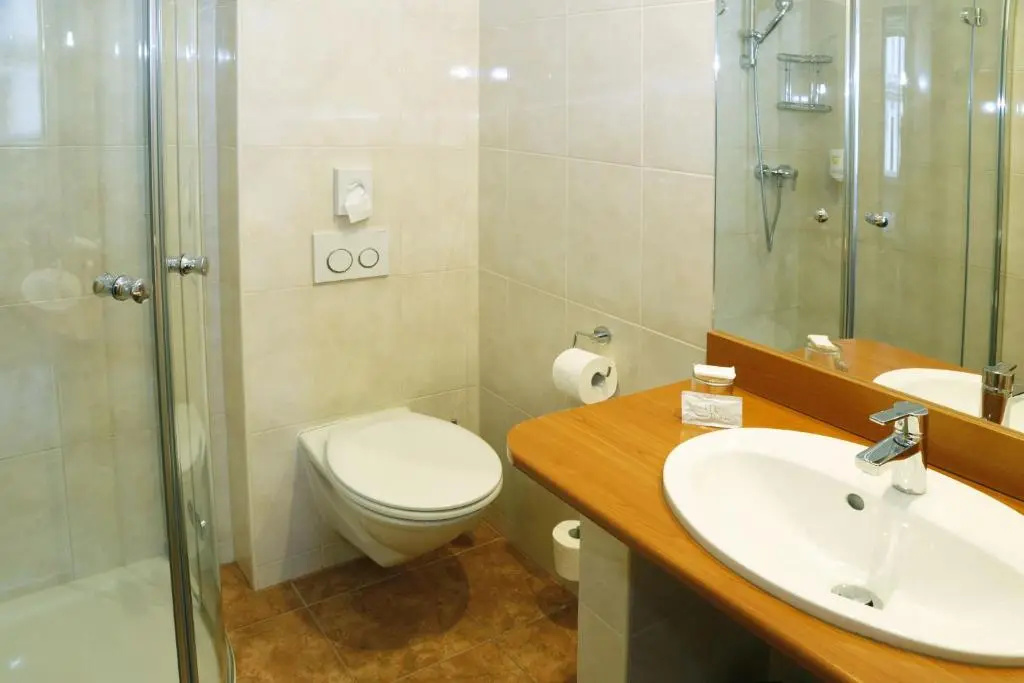 Continental Hotel-Pension - Chambres