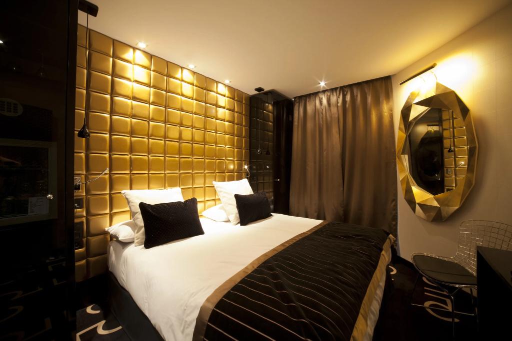 Platine Hotel — фото