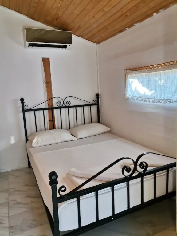 Single Bungalow