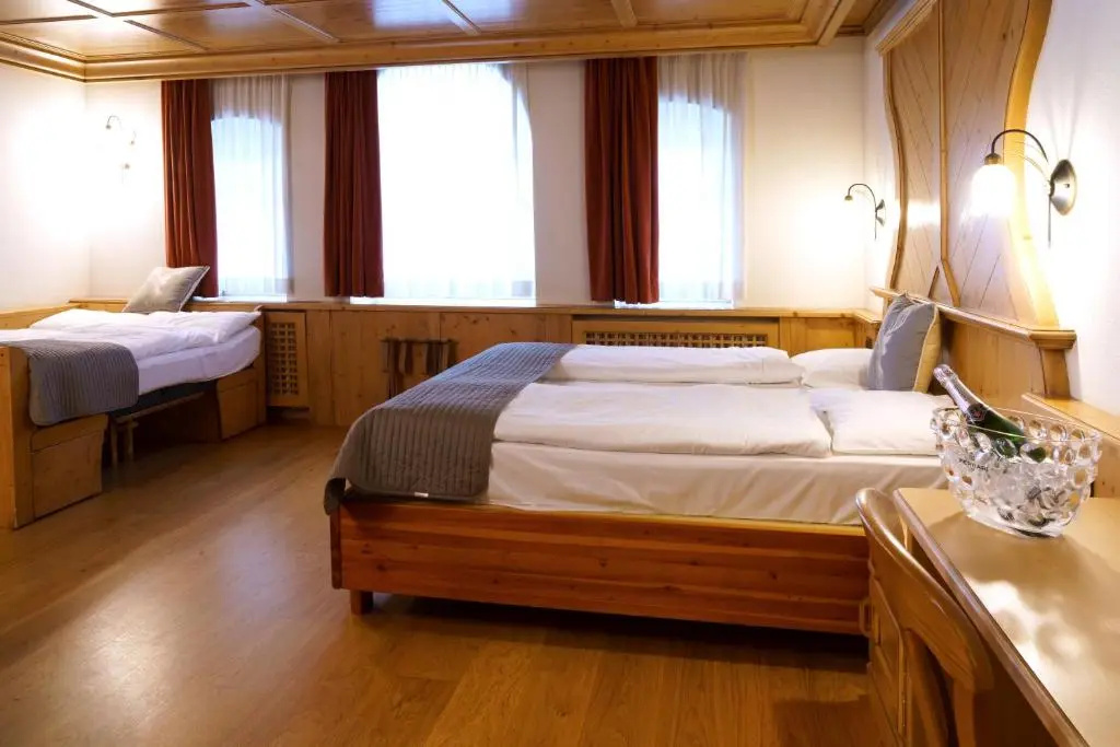 Classic Quadruple room