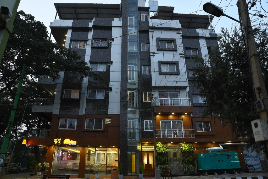 Domus Regency by ShriGo Hotels