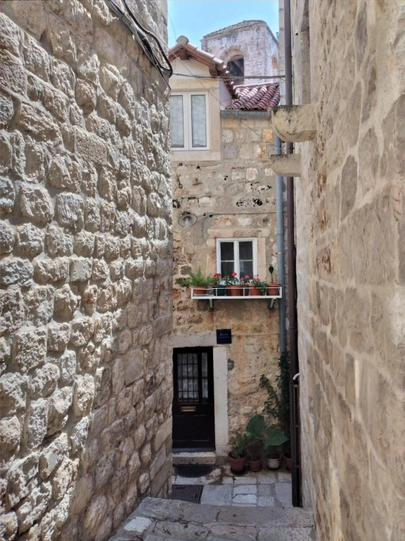 Crocant house