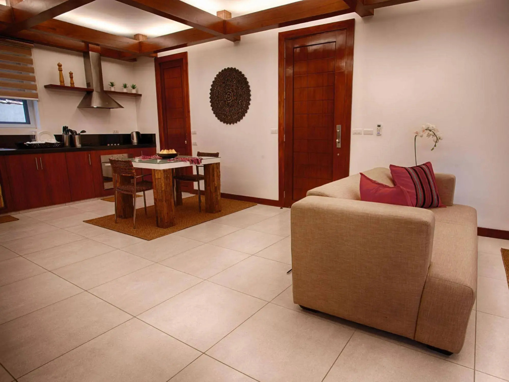 Vida Homes Condo Resort - фото 42