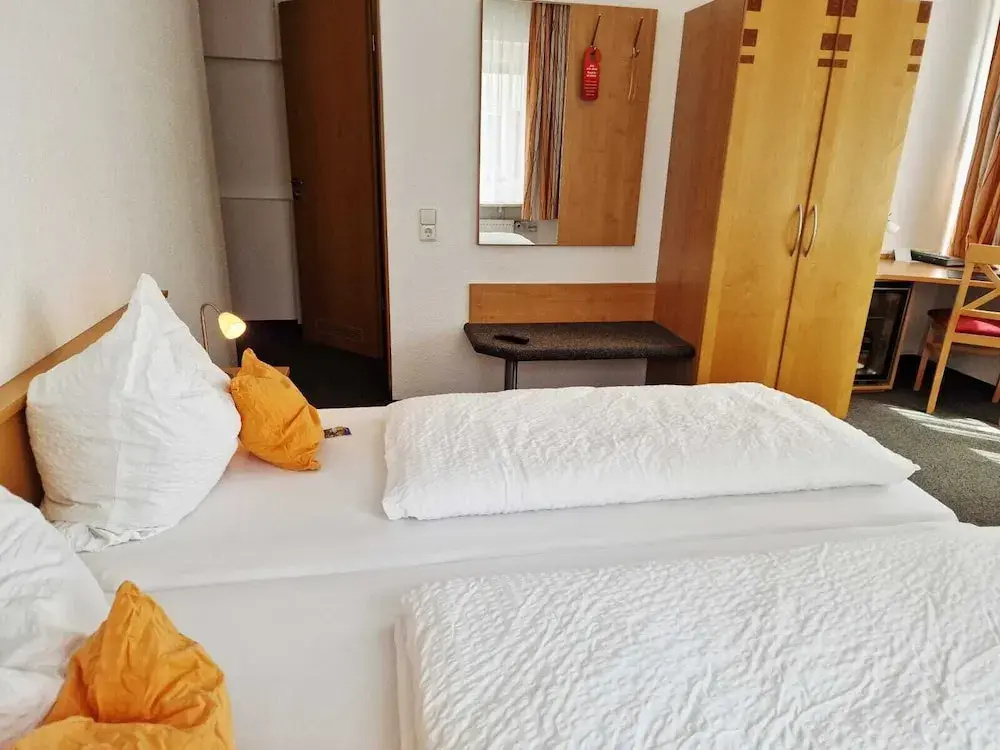 Comfort Double room (full double bed)