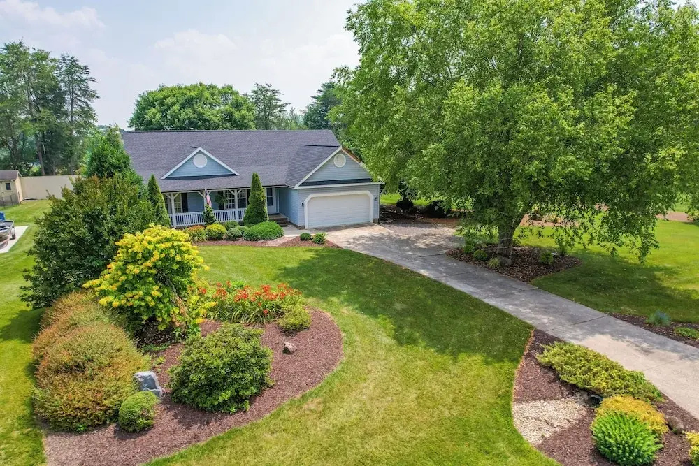 11 Mi to Greensboro: Family Home w/ Hot Tub