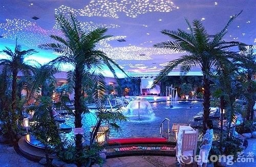Beach & Waterfront