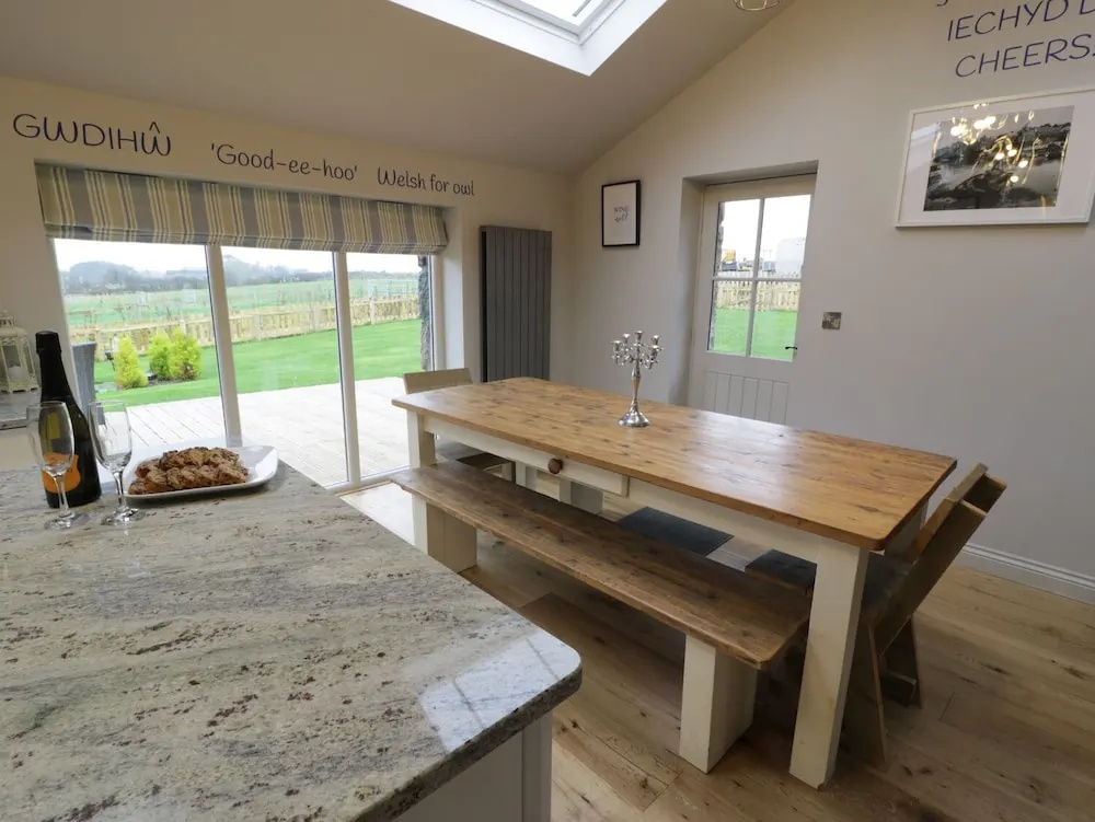 Horseshoe Cottage