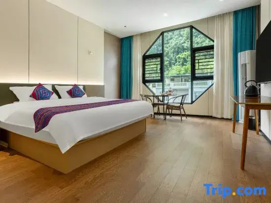 Premier room