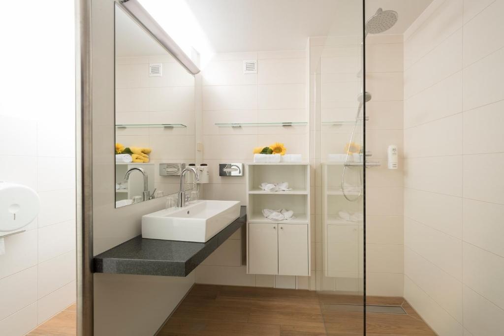 Thermenhof PuchasPLUS Loipersdorf - Chambres