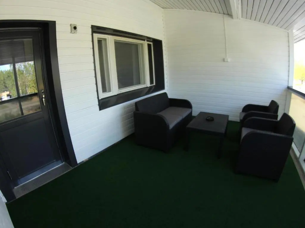 Standard Double room with balcony (full double bed)
