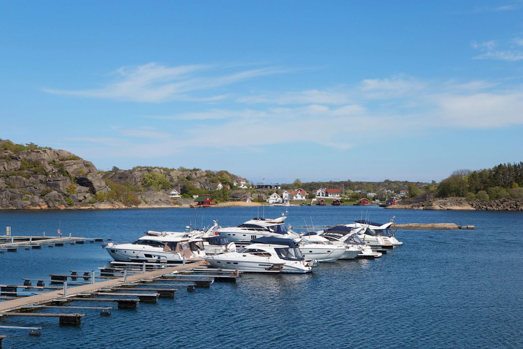 Beach & Waterfront