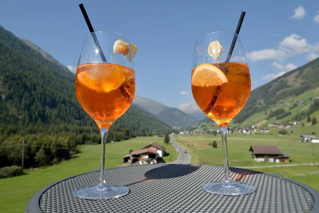 Food & Beverage