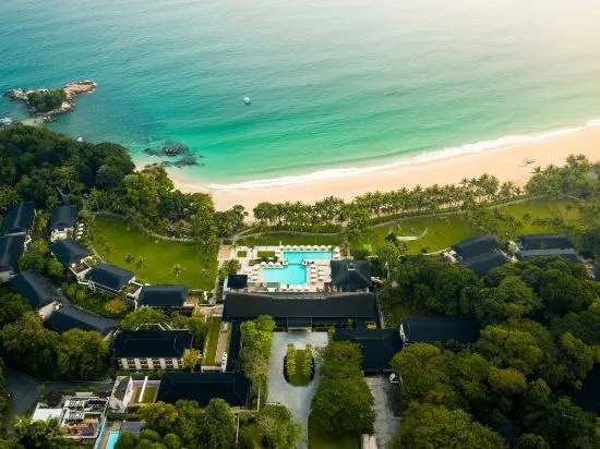 Beach & Waterfront