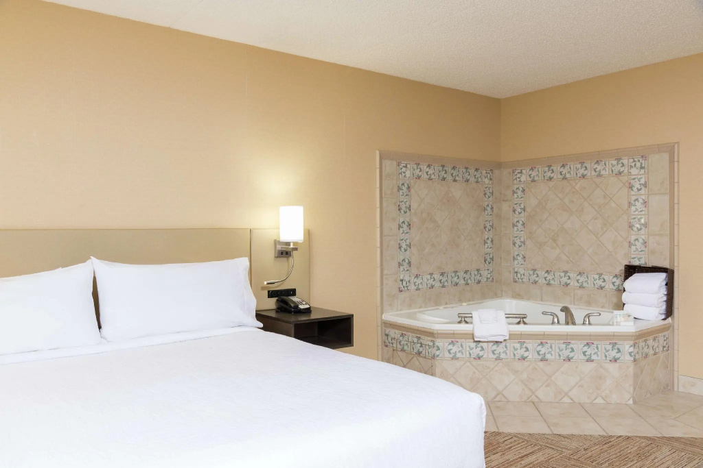 Hilton Garden Inn West Lafayette Wabash Landing - Chambres