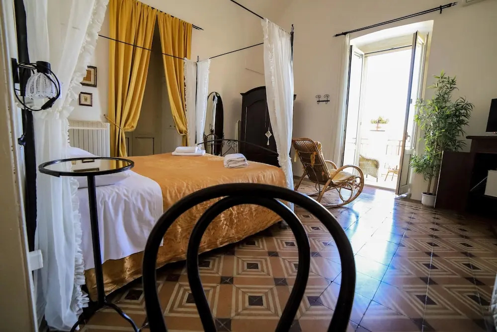 Comfort Double room with balcony and with sea view (full double bed)