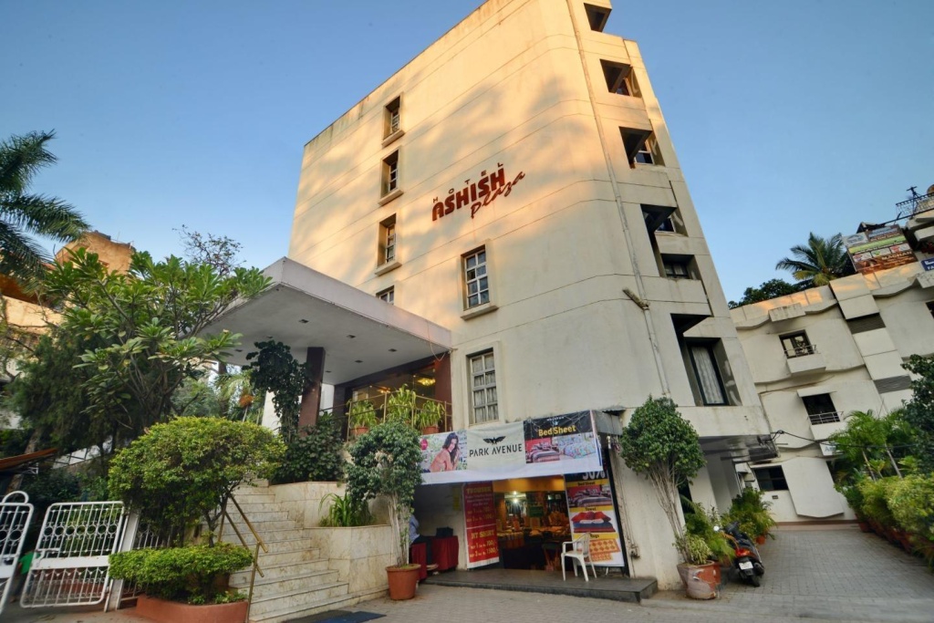 Hotel Ashish Plaza in Pune