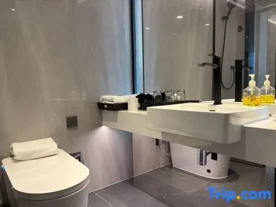 Comfort room