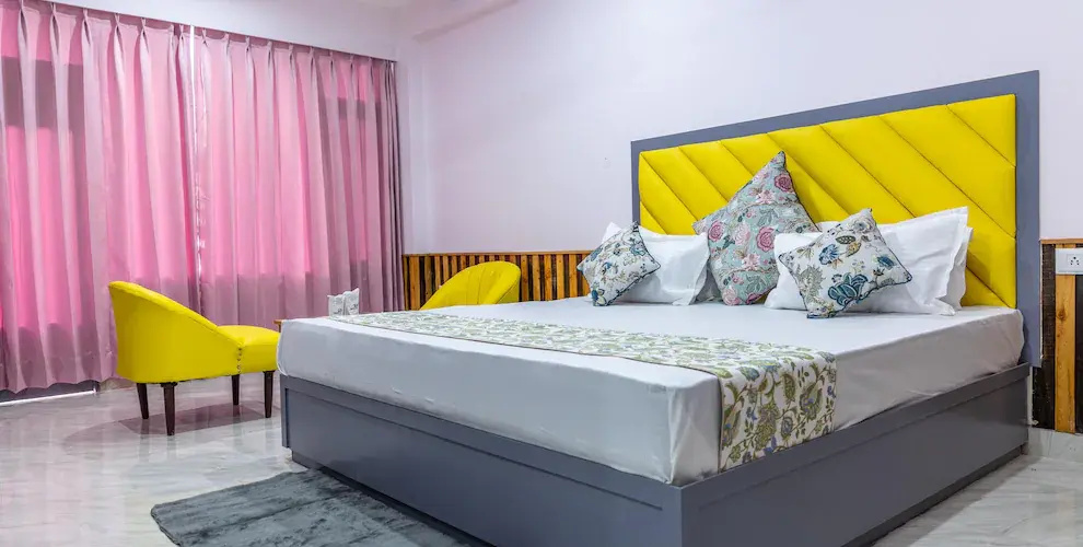 Premium room with balcony and with mountain view