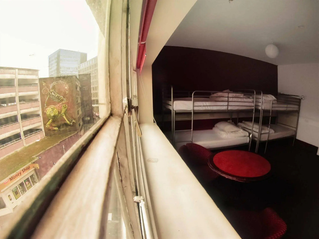 Rock & Bowl Motel by null