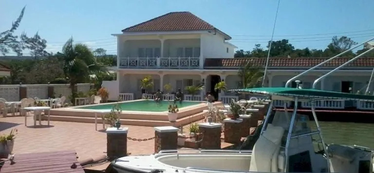 Fisherman's Inn