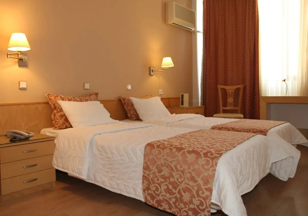 Hotel photo 2