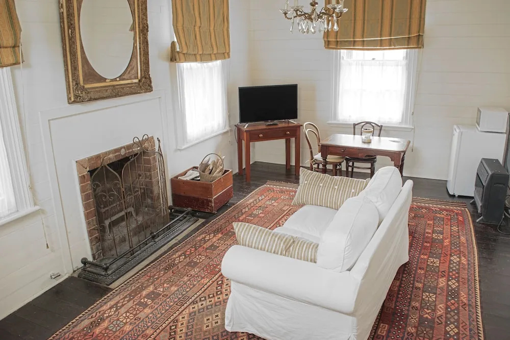 Standard Cottage