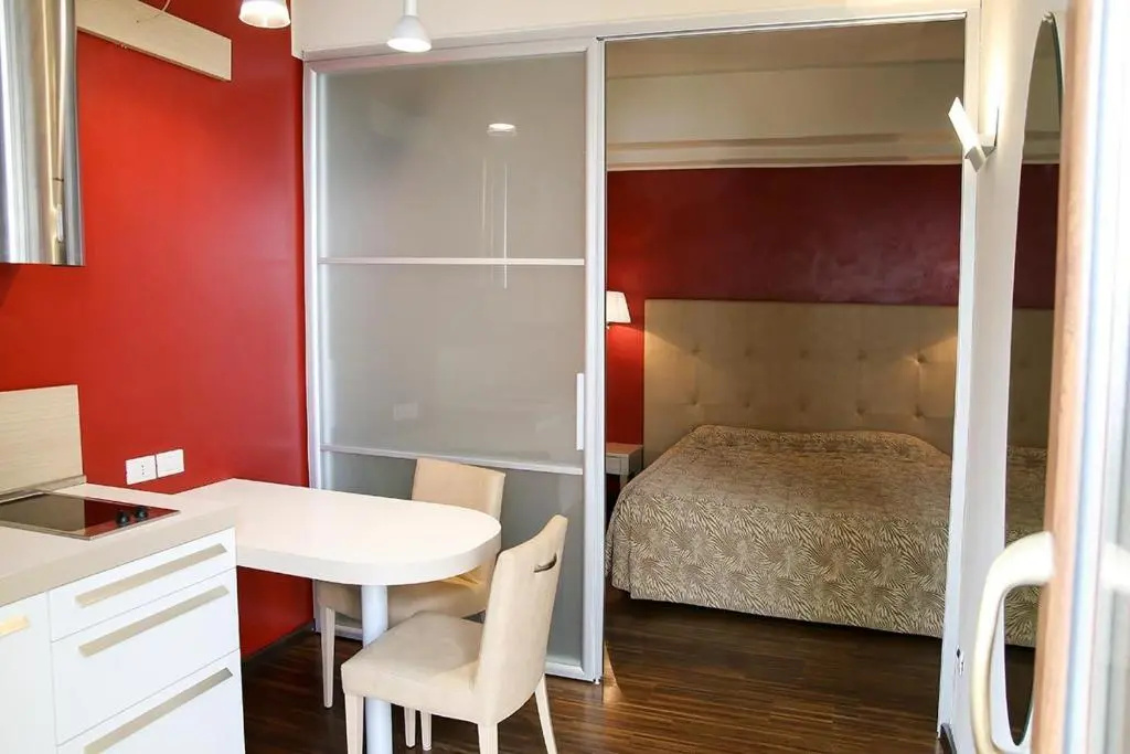 Double Apartment (full double bed)