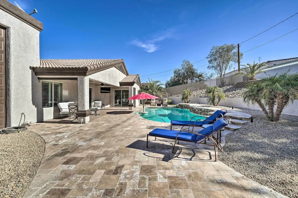 3 Mi to Lake: Lake Havasu Home w/ Pool! — фото 2