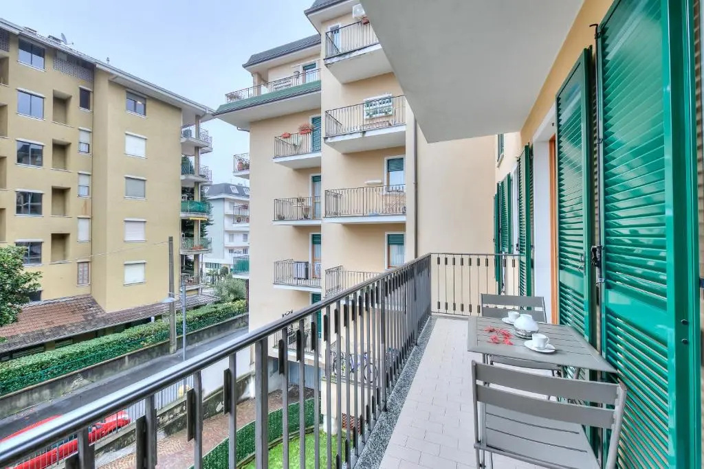 The Modern Apartment In Stresa