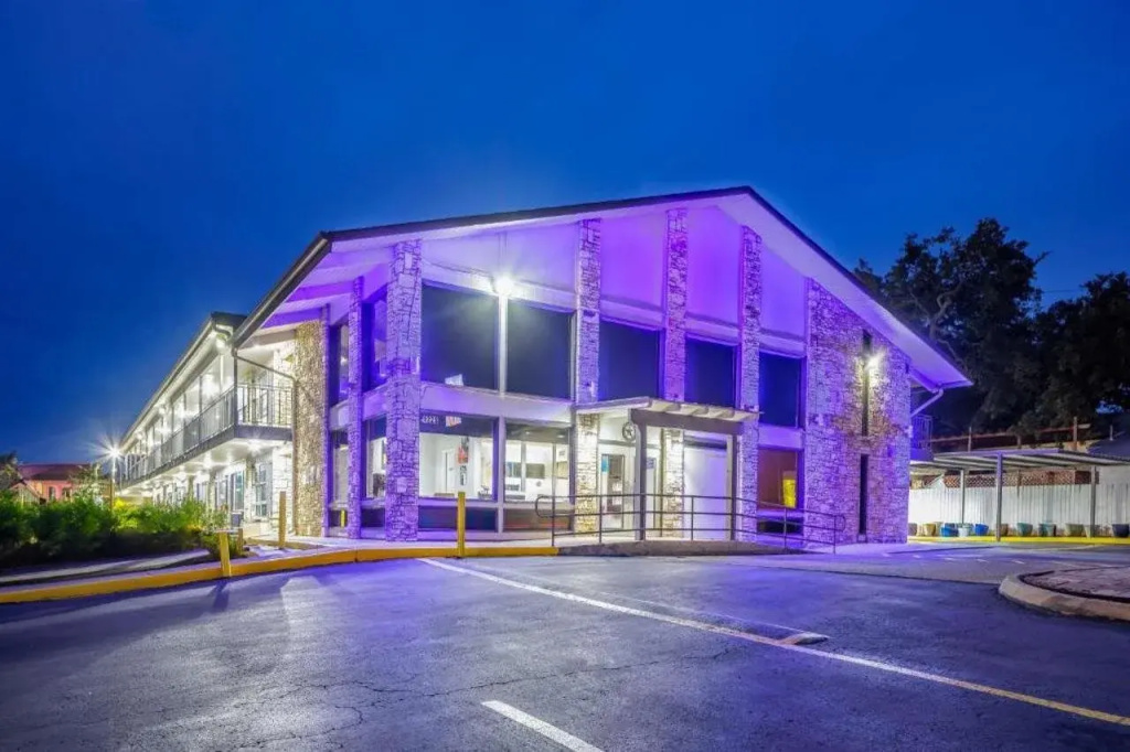 Motel 6 Boerne, TX