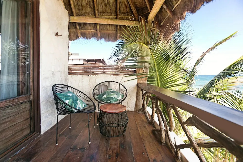 Beach & Waterfront