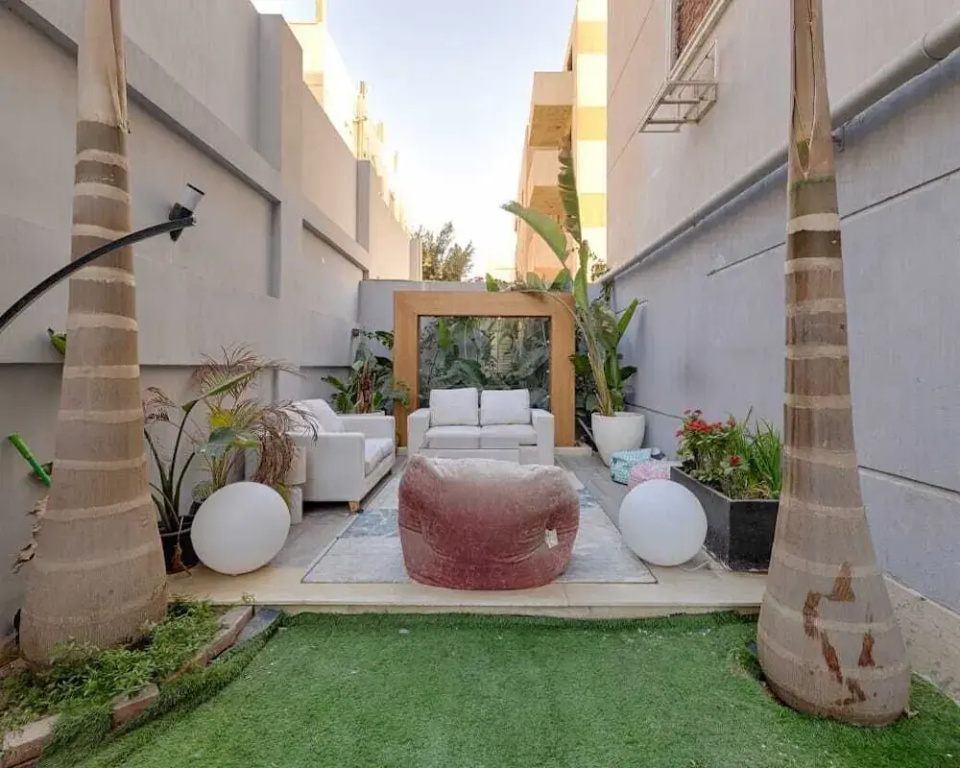 ALSAWAH Spacious Garden Apartment in 9th District Sheikh Zayed