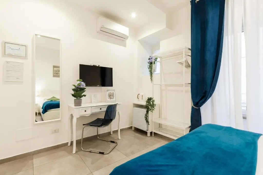 Standard Double room (full double bed)