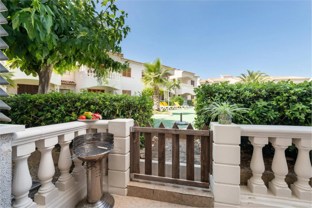 CAN Nogueras - Cosy Apartment in Residential Complex With Shared Pool Near the Beach. Free Wifi