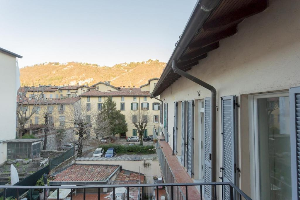 Volta Apartment by Rent all Como