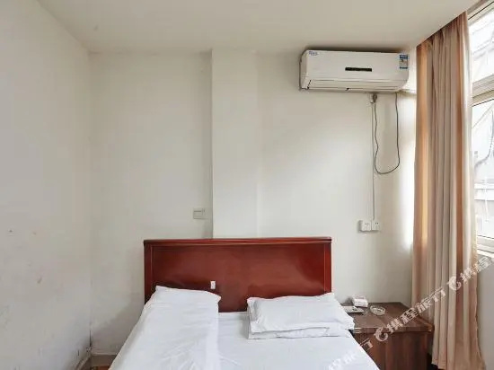 Yuelei Hostel