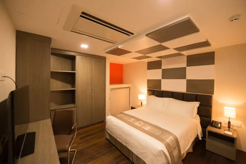 Executive Suite with balcony